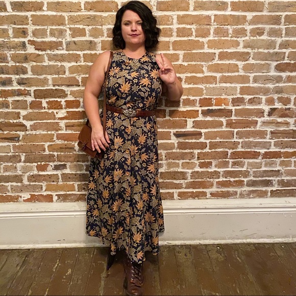 About me & my closet! - Picture 1 of 7